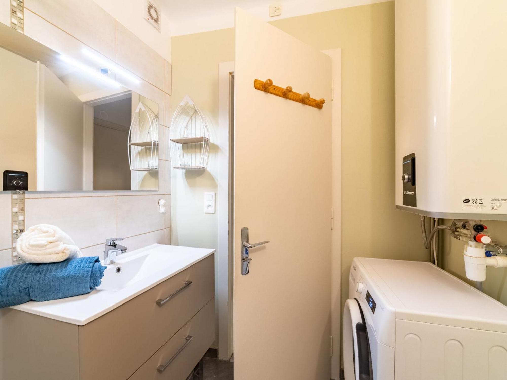 Apartment Le Marbello By Interhome Le Lavandou Esterno foto